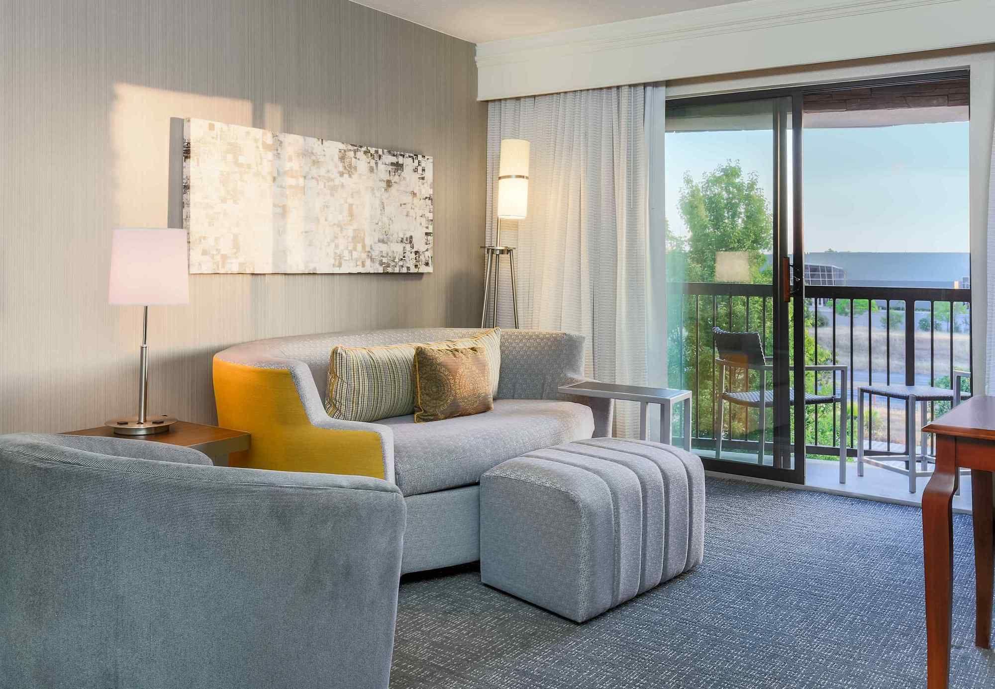 Courtyard By Marriott Roseville Galleria Mall/Creekside Ridge Drive Kültér fotó