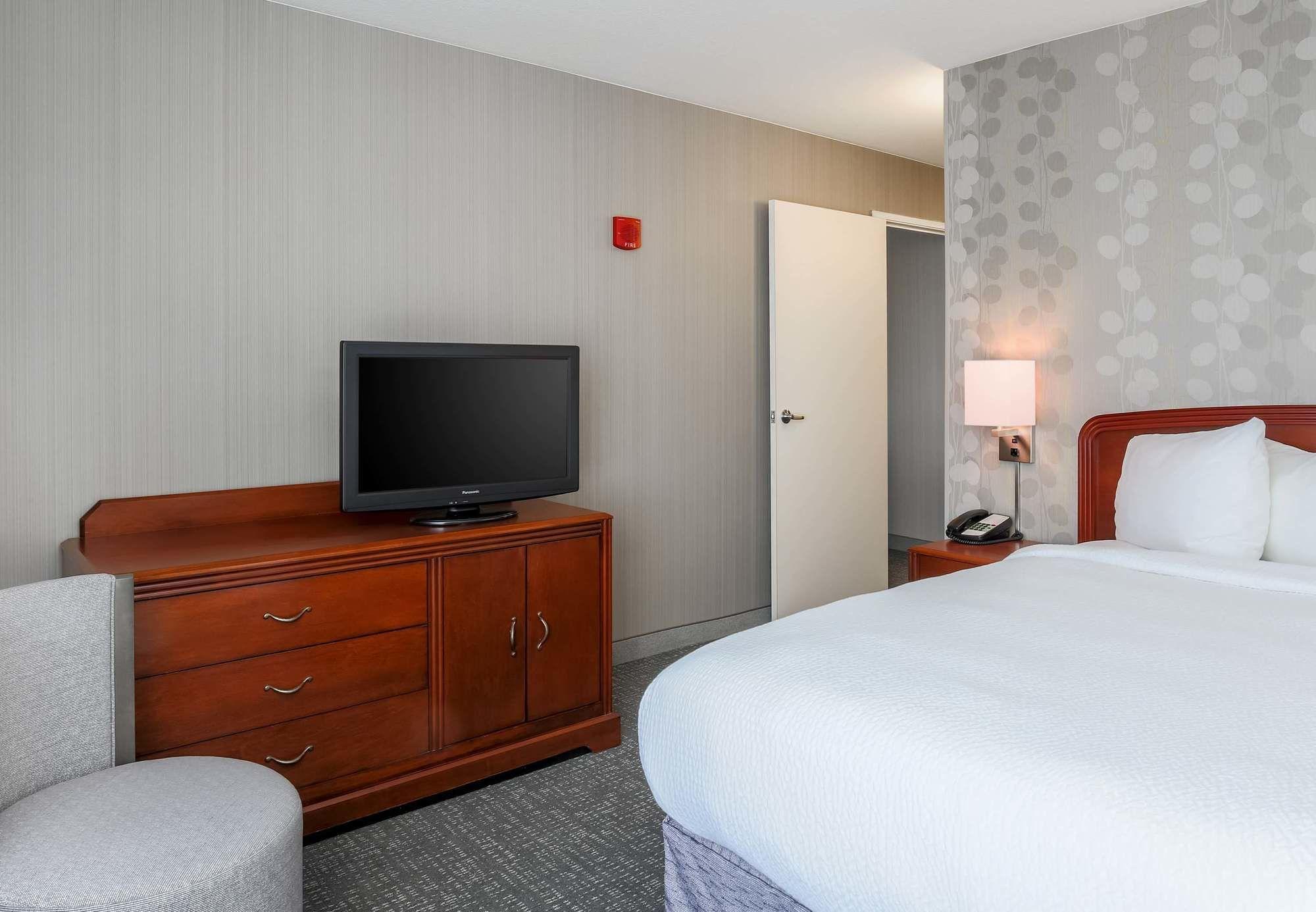 Courtyard By Marriott Roseville Galleria Mall/Creekside Ridge Drive Kültér fotó