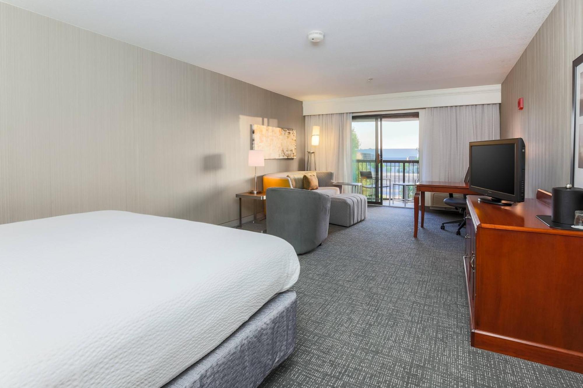 Courtyard By Marriott Roseville Galleria Mall/Creekside Ridge Drive Kültér fotó